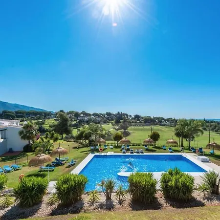 Azahara 1 3a Casa Concha Great Location And Nice View Located In The Popular Aloha Apartment Marbella