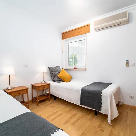 Azahara 1 3a Casa Concha Great Location And Nice View Located In The Popular Aloha