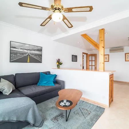 Azahara 1 3a Casa Concha Great Location And Nice View Located In The Popular Aloha Apartment